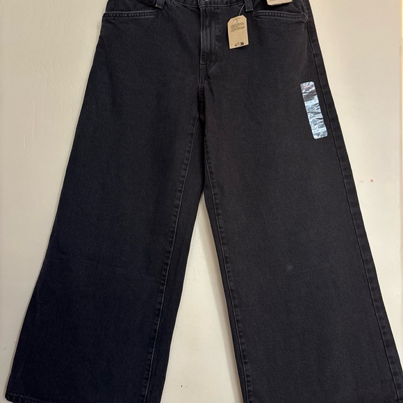 Levi’s women's 94 Baggy Wide Leg Jeans Black Size-31X31 New W Tag 100% cotton - Picture 2 of 15